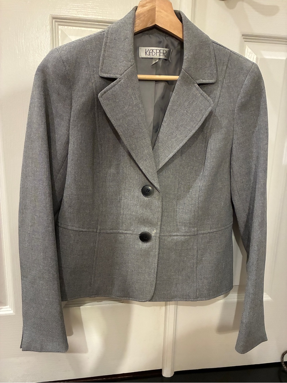 Kasper Gray Women's Cropped Tailored Blazer